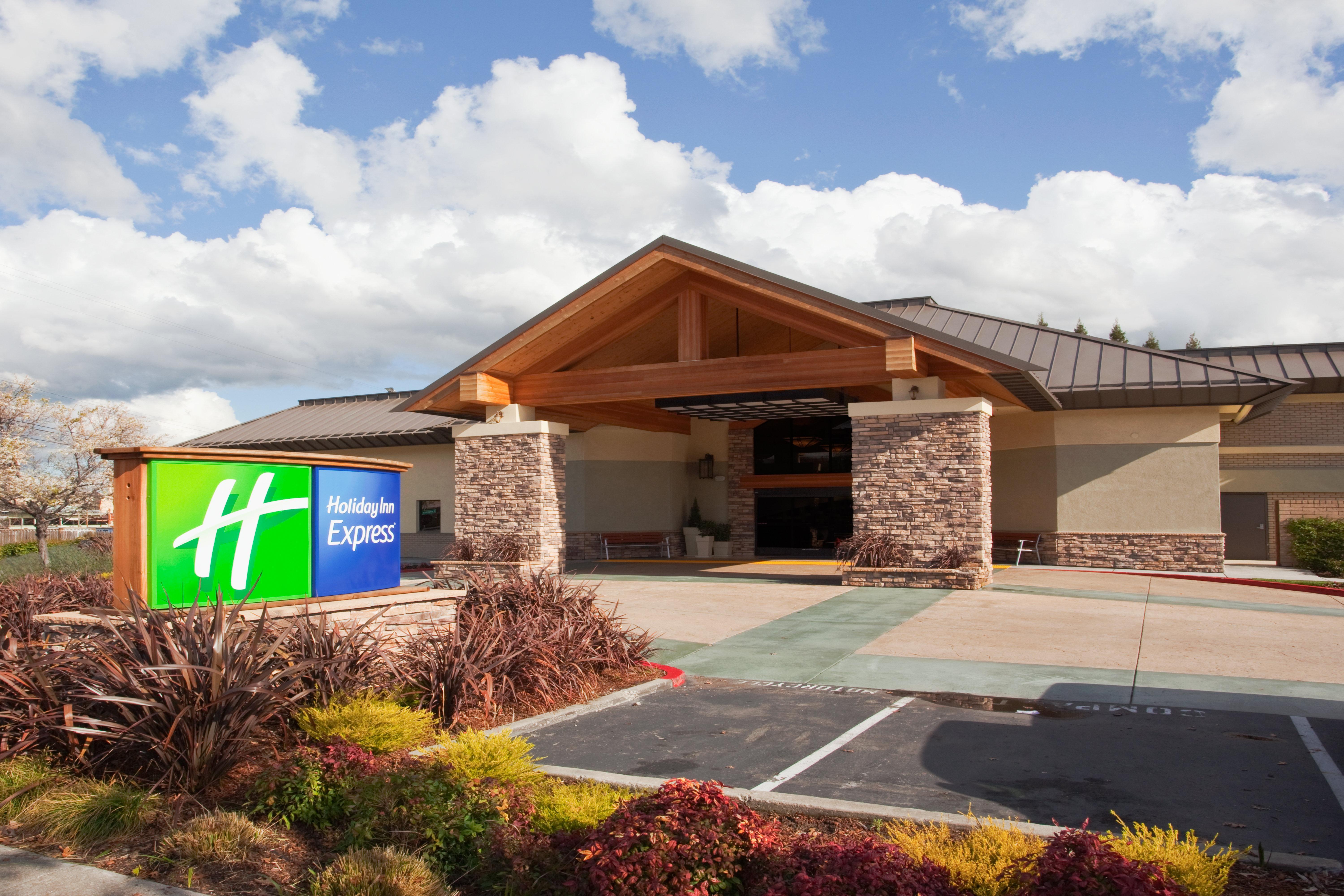 Holiday Inn Express Walnut Creek By Ihg Exterior foto
